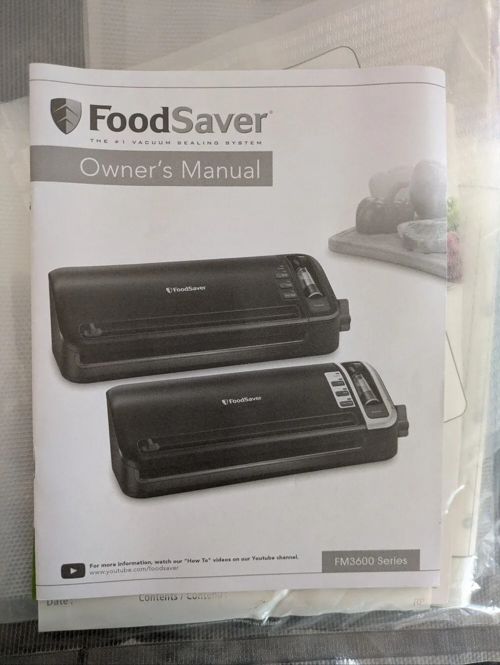 FoodSaver FM3600 Series 2-in-1 Vacuum Sealing System Red Excellent Condition